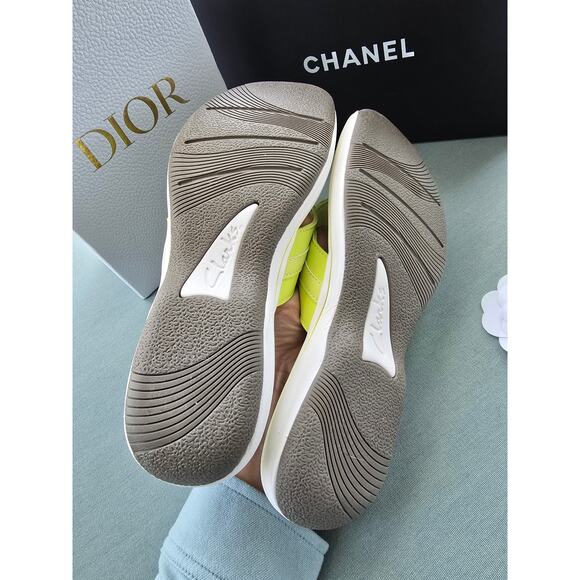 Clarks Womens Cloudsteppers Brinkley Flora Flip-Flops Lime size 10 - Picture 3 of 3